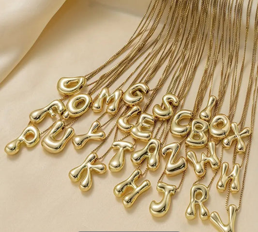 Collar iniciales globo